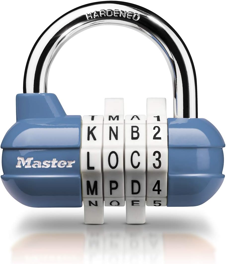 Fotografía técnica oficial de Master Lock 1534EURD Candado con Combinación, Color aleatorio, 5,9 x 6,4 x 2,6 - Vista frontal con fondo blanco